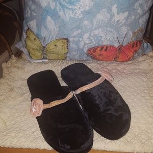 ♥️READING SLIPPERS